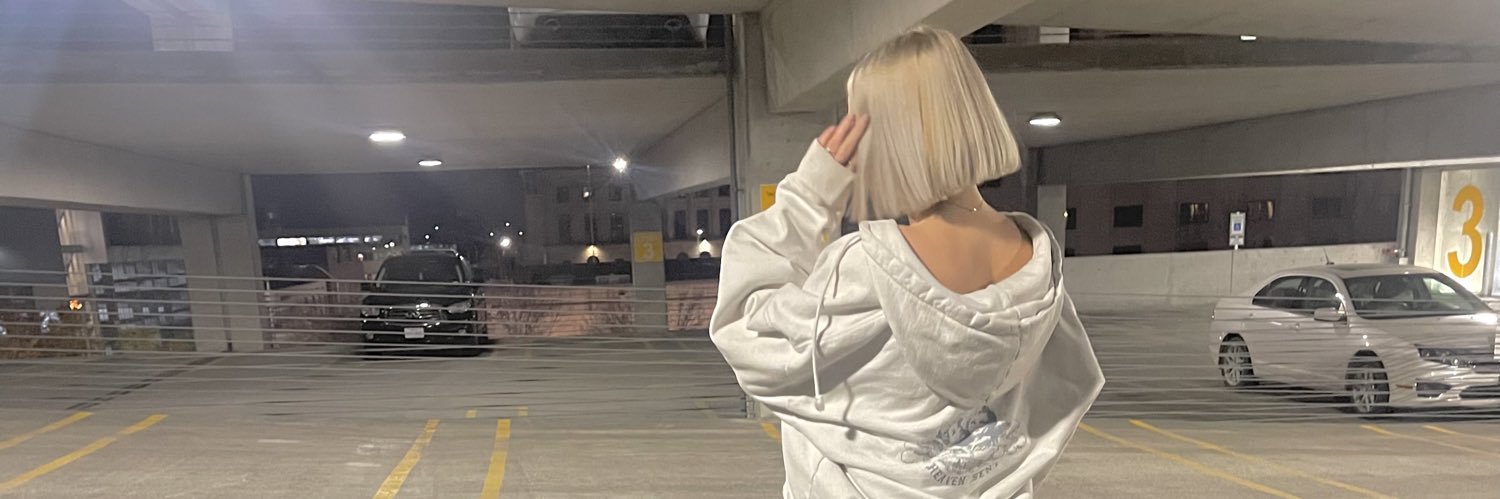 bellasanders_'s profile banner image