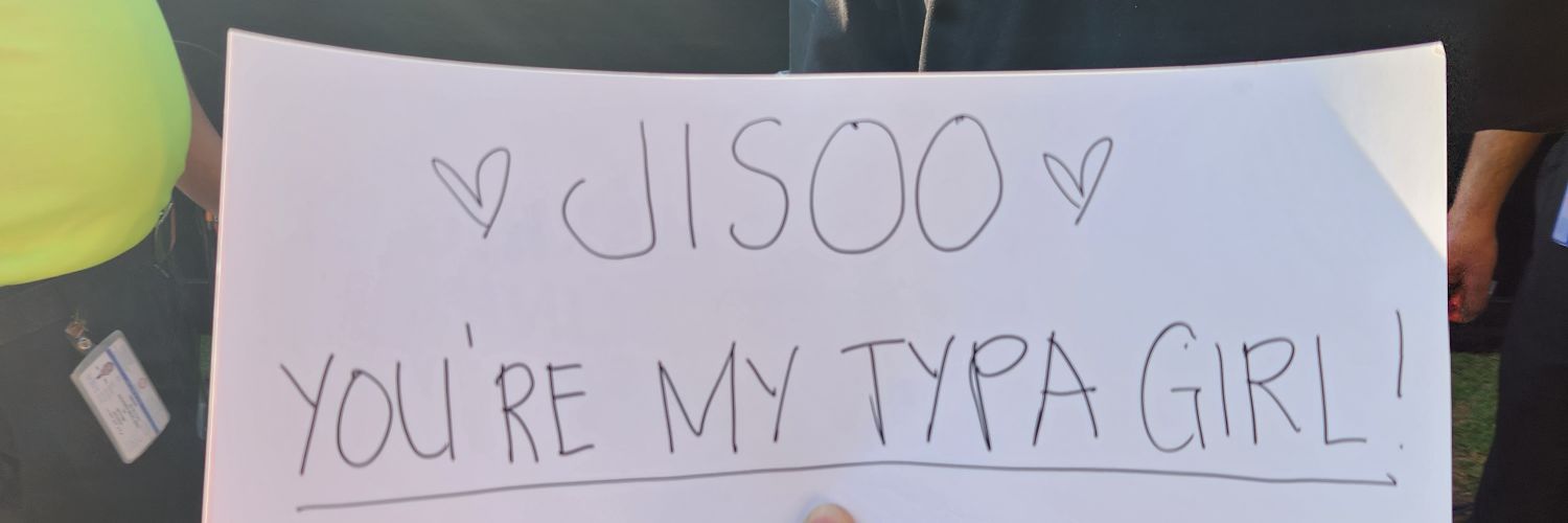 lynneliew_'s profile banner image
