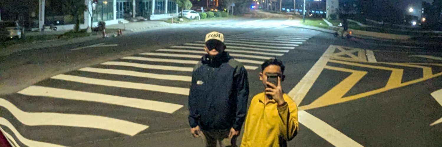 kh_i_r's profile banner image