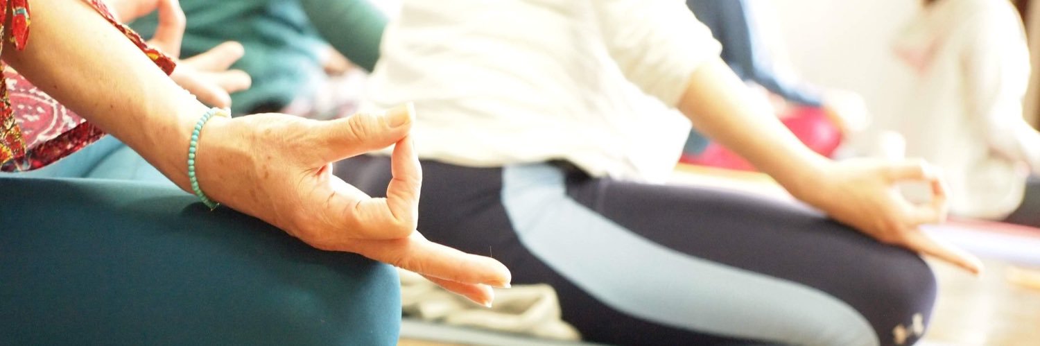 comejoinyoga's profile banner image