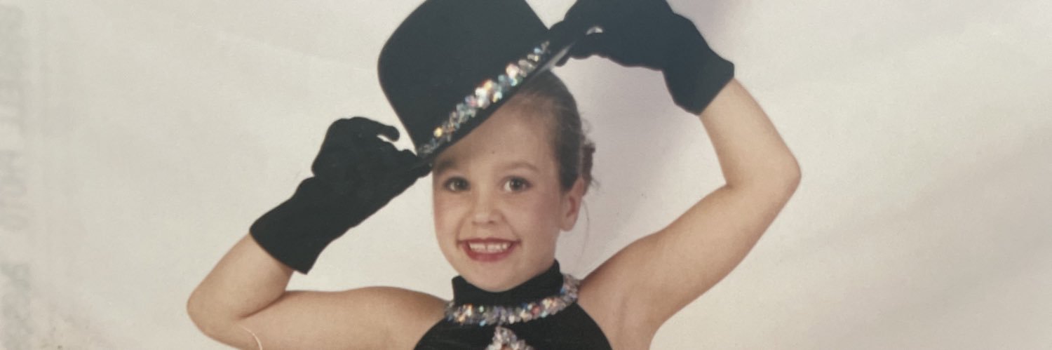 alyssafronk's profile banner image