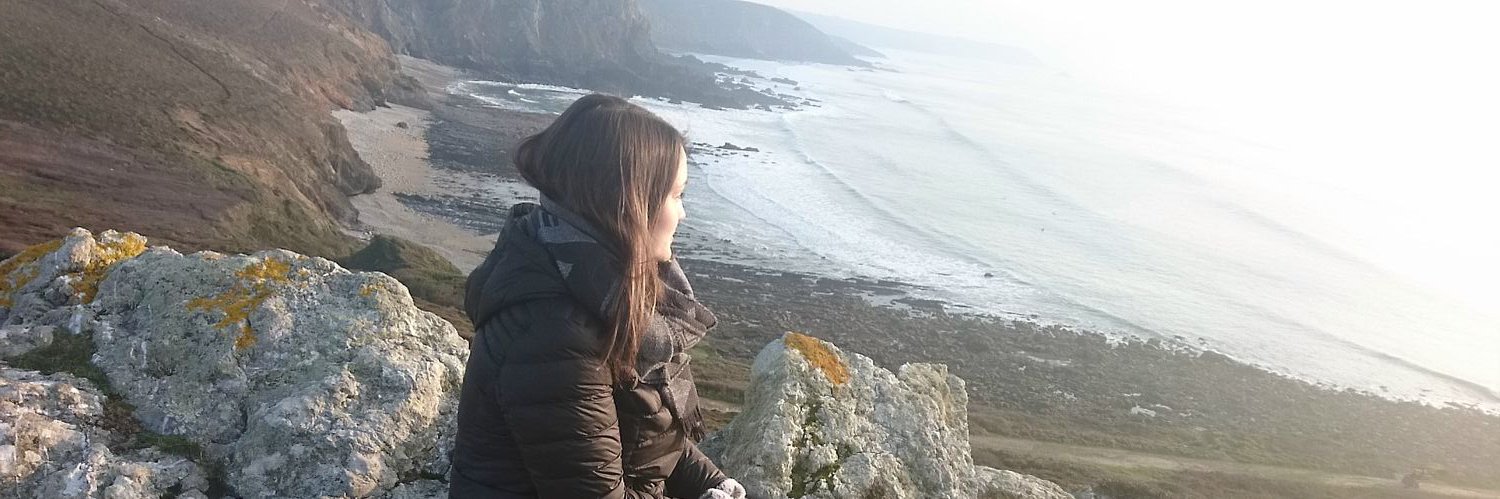 chloeabr's profile banner image