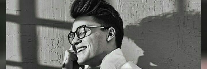 vvanilnoe's profile banner image