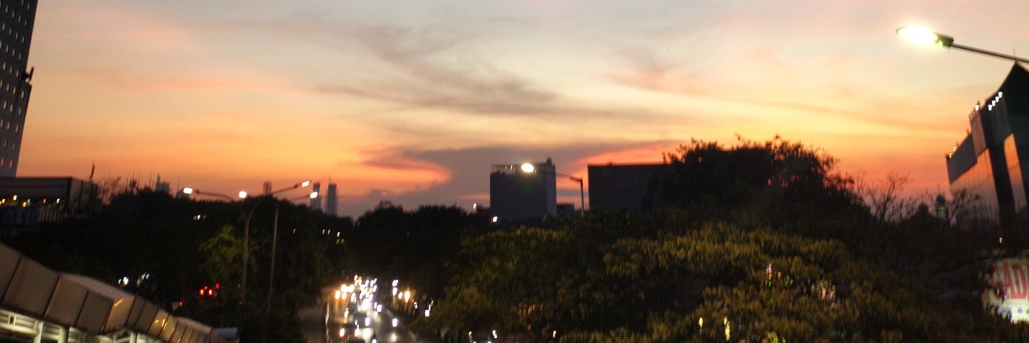 sio_may's profile banner image