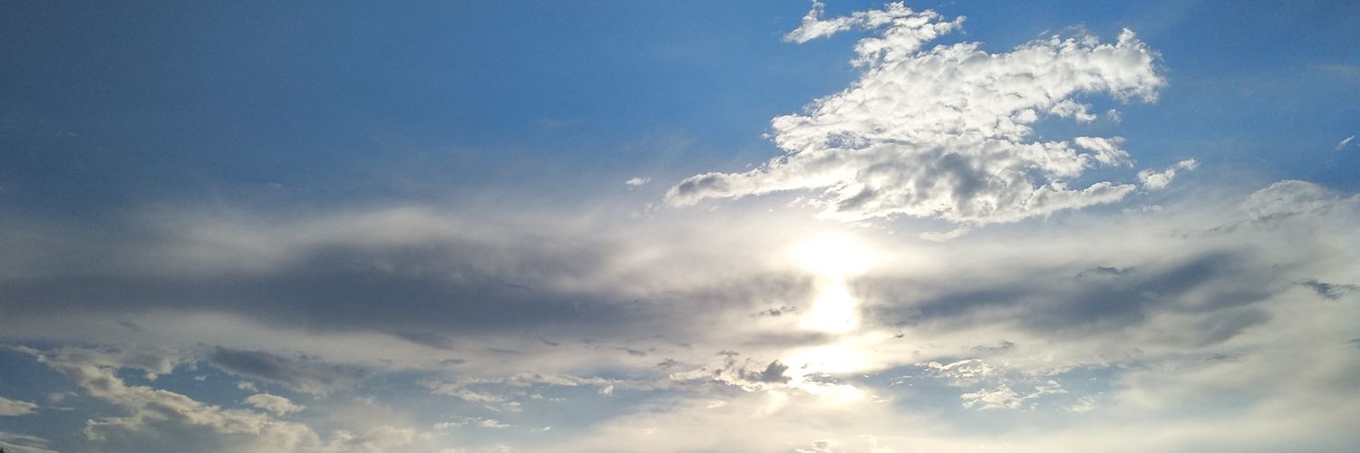menur92's profile banner image