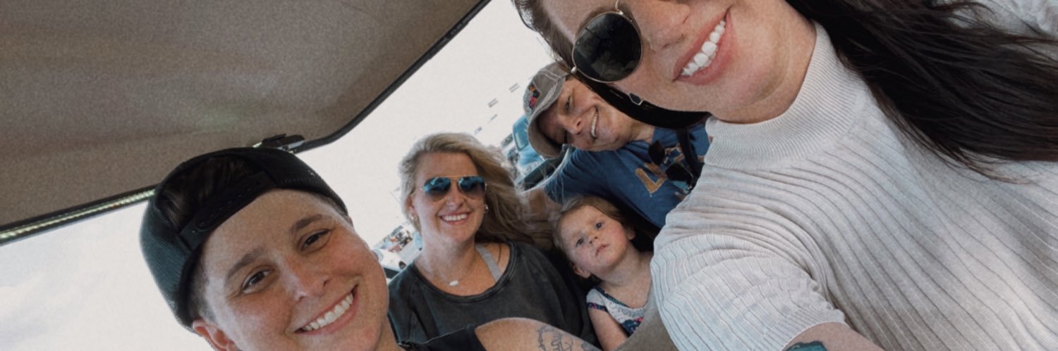 macybryanneb's profile banner image