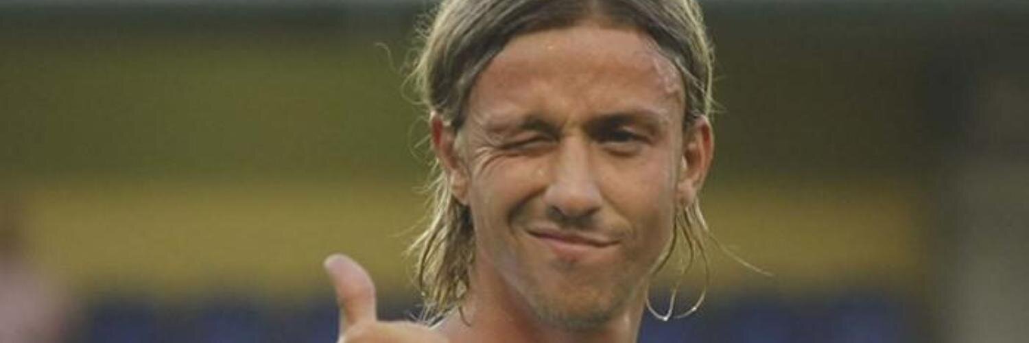 PratchayaK's profile banner image