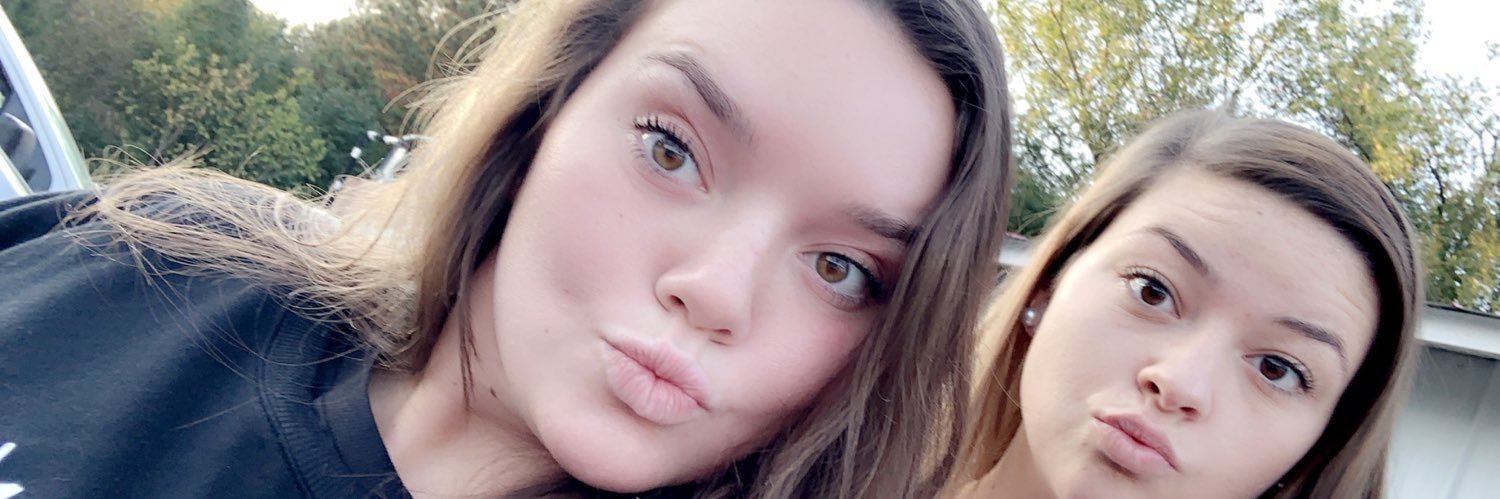 brileypage's profile banner image