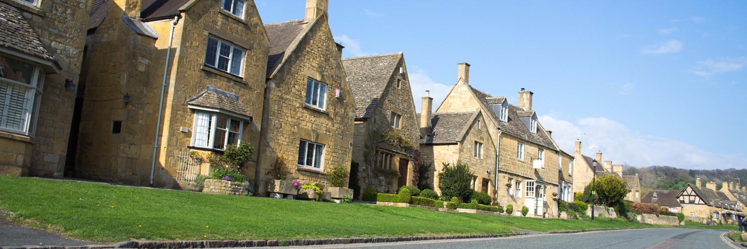 Visit Broadway banner