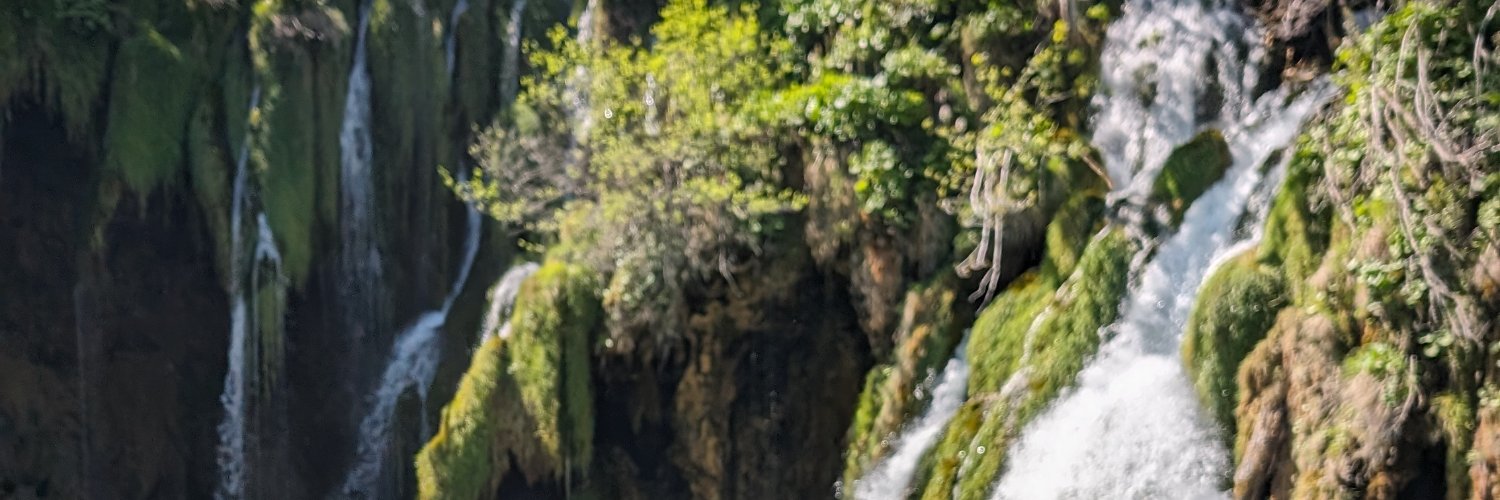 MercedesVm's profile banner image