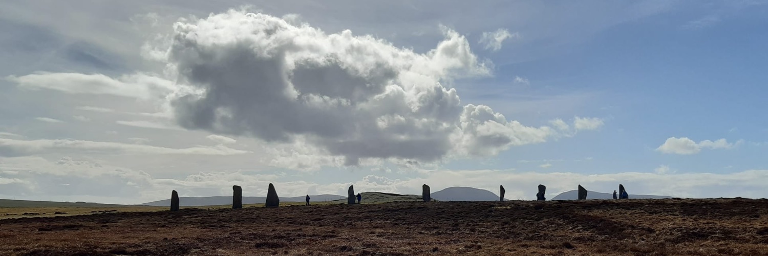Gordon Struth banner