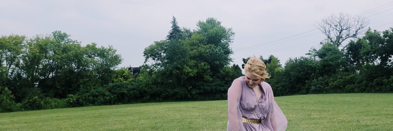 emmacholip's profile banner image