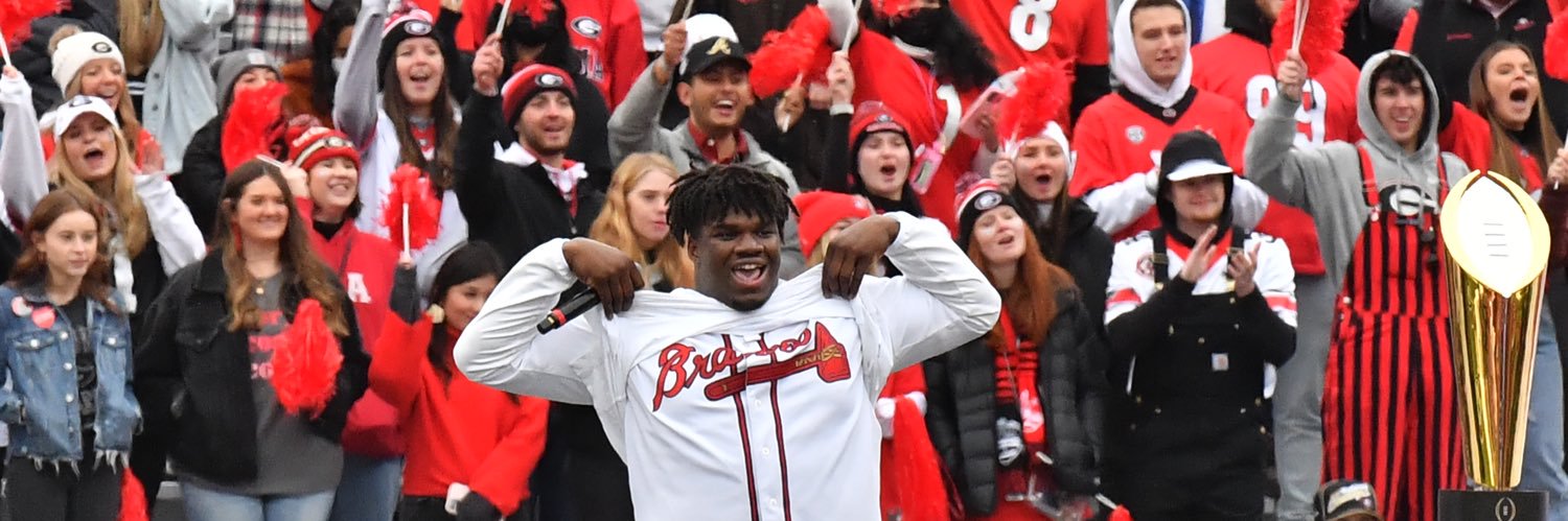 DAWGS RUN GA banner