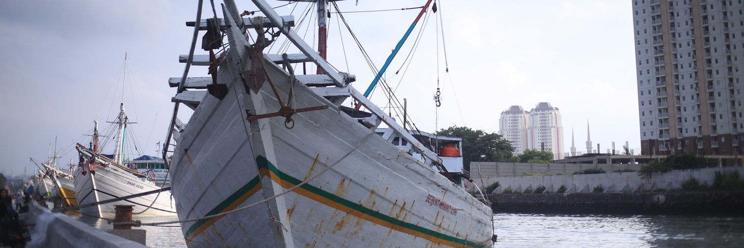 IsmedPraditya's profile banner image