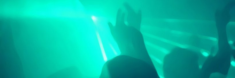 v1ni's profile banner image