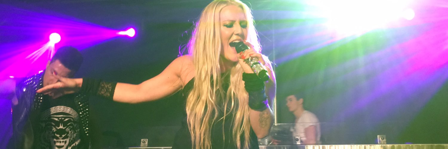 cascada_karo's profile banner image