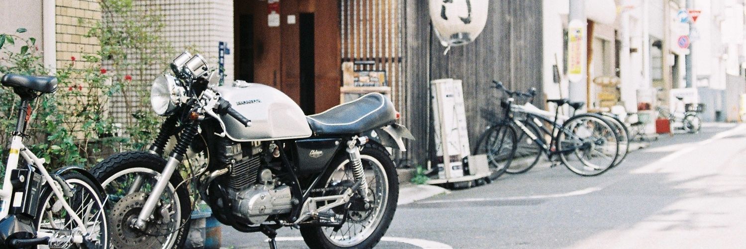 0mor1's profile banner image
