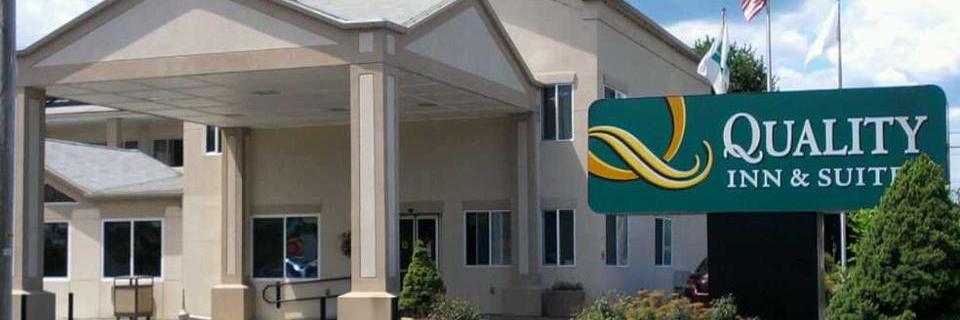 QualityInnNoho's profile banner image