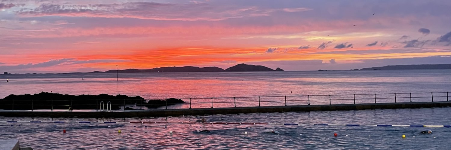 Claire Allen 📚 banner