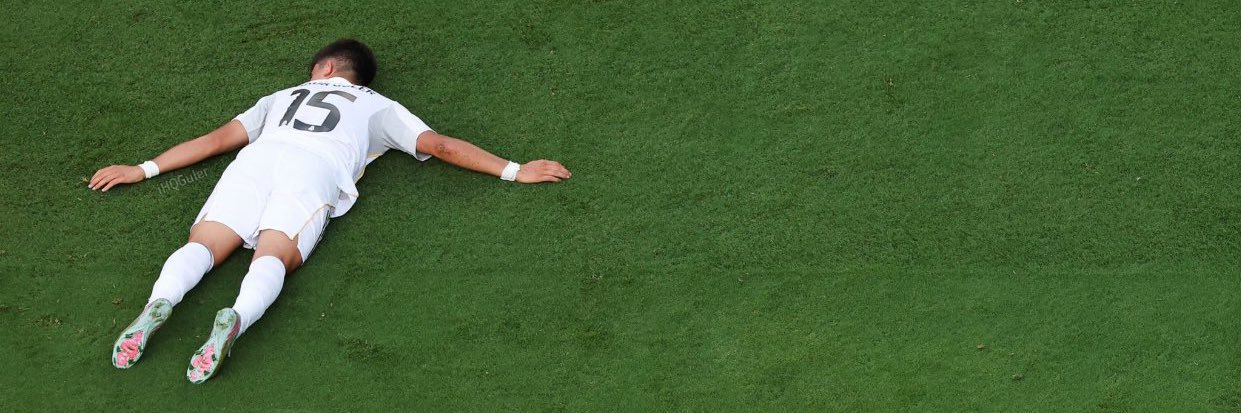 Live With Zayd banner