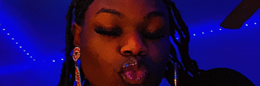 MoneyChichi's profile banner image