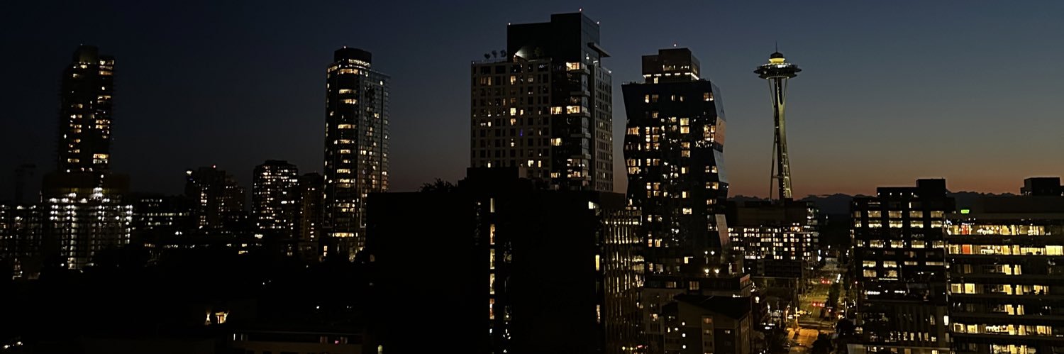 ashlynv_'s profile banner image