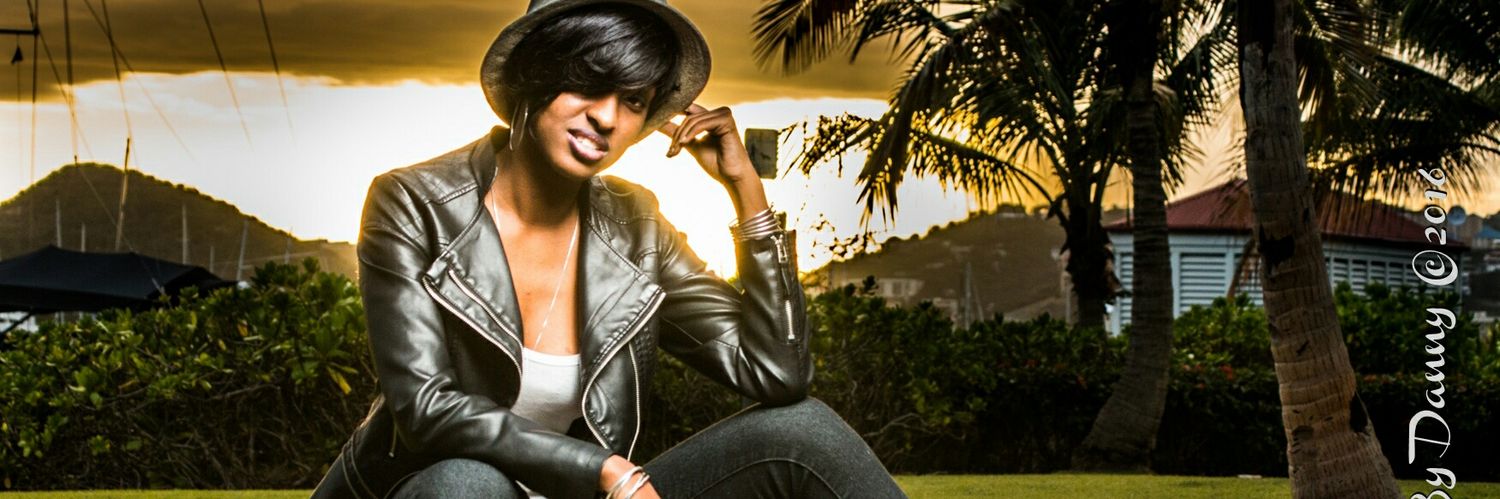 mschryssi's profile banner image