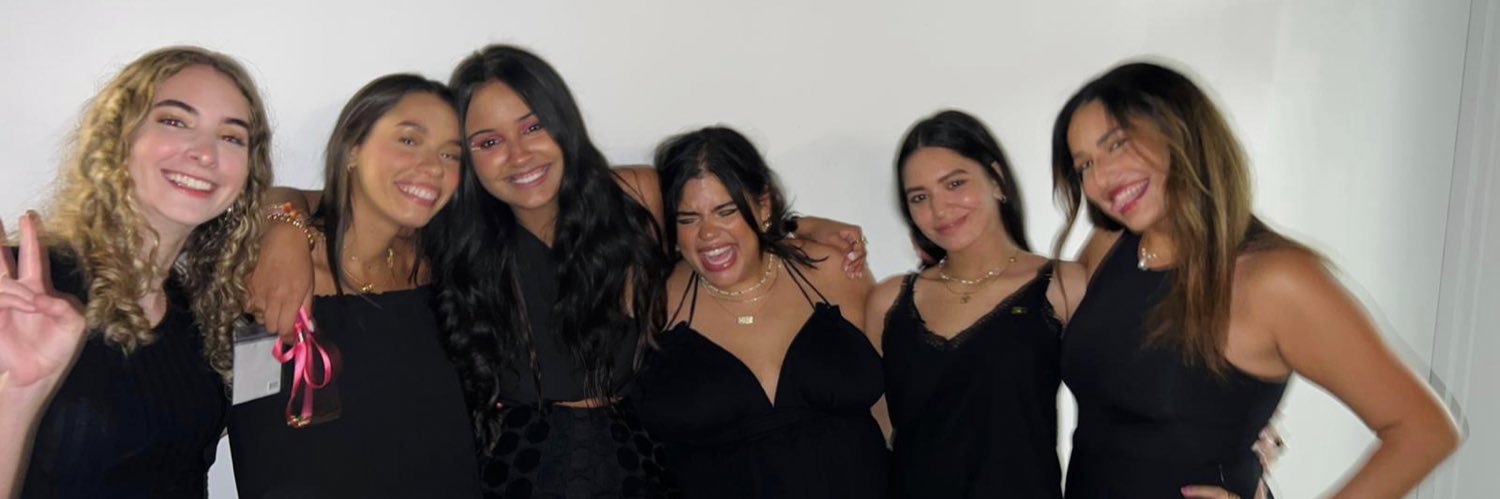 alejandraahaa's profile banner image
