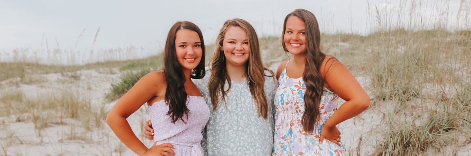 Raeganoldridge's profile banner image