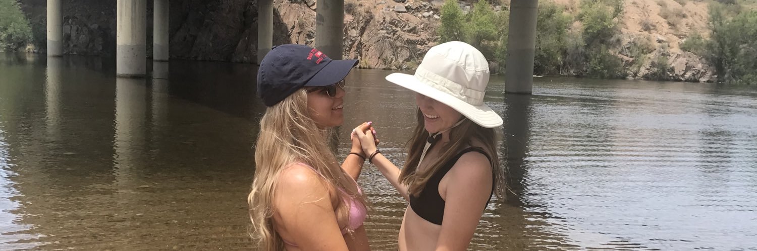 nicolelongg's profile banner image