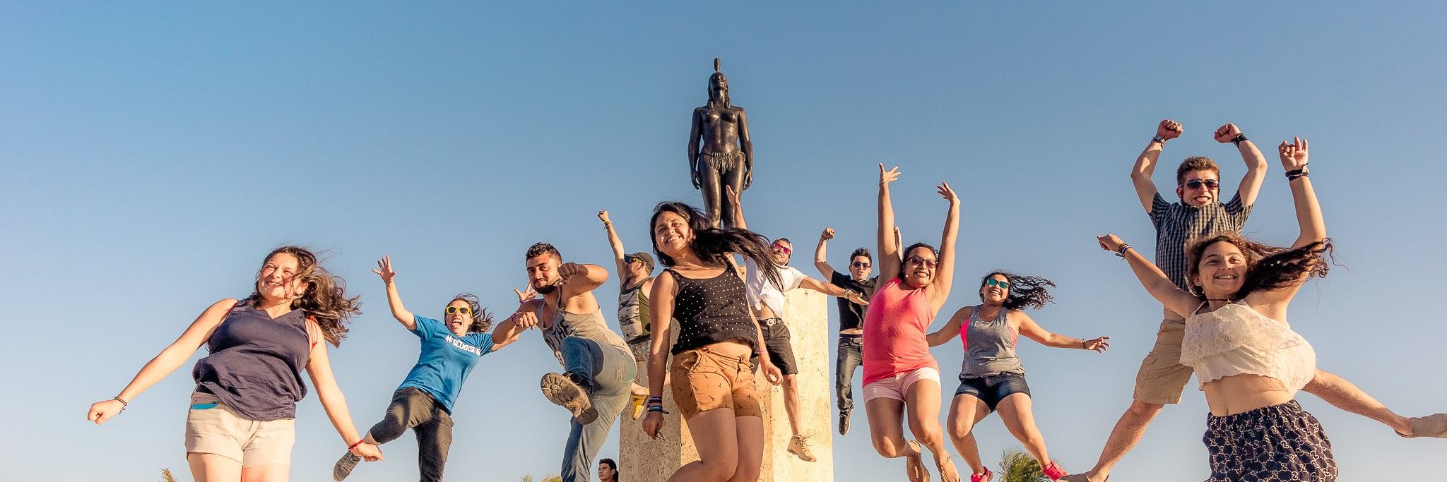 Gustavo Rendón banner