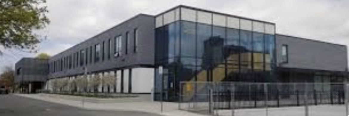 Michelle Bottos banner