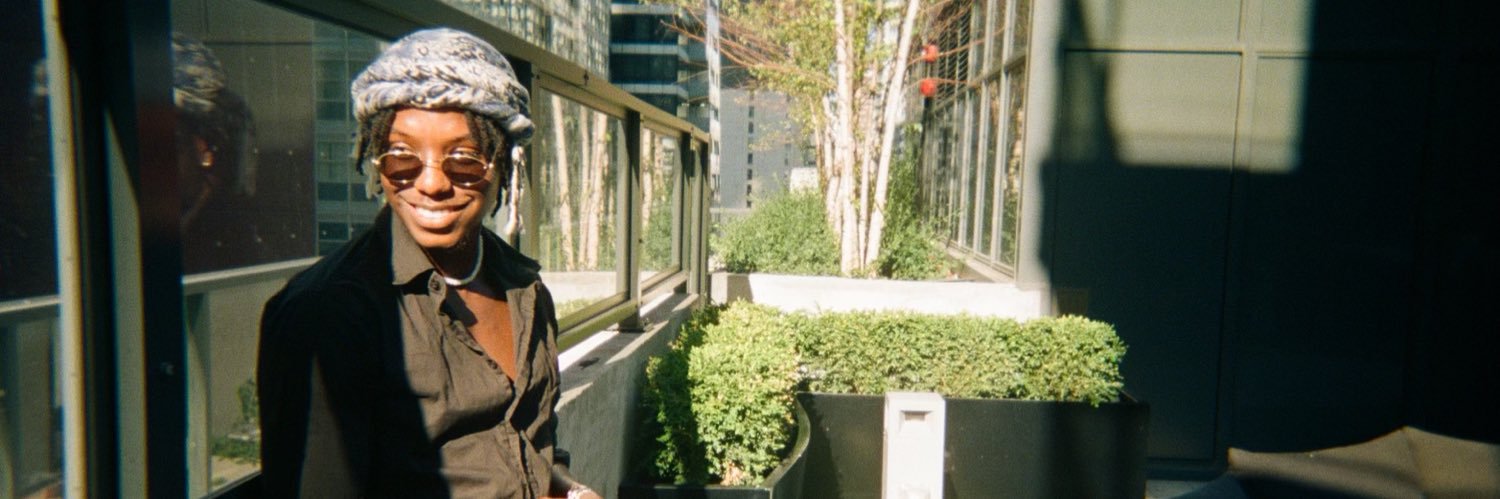 mvrvln's profile banner image