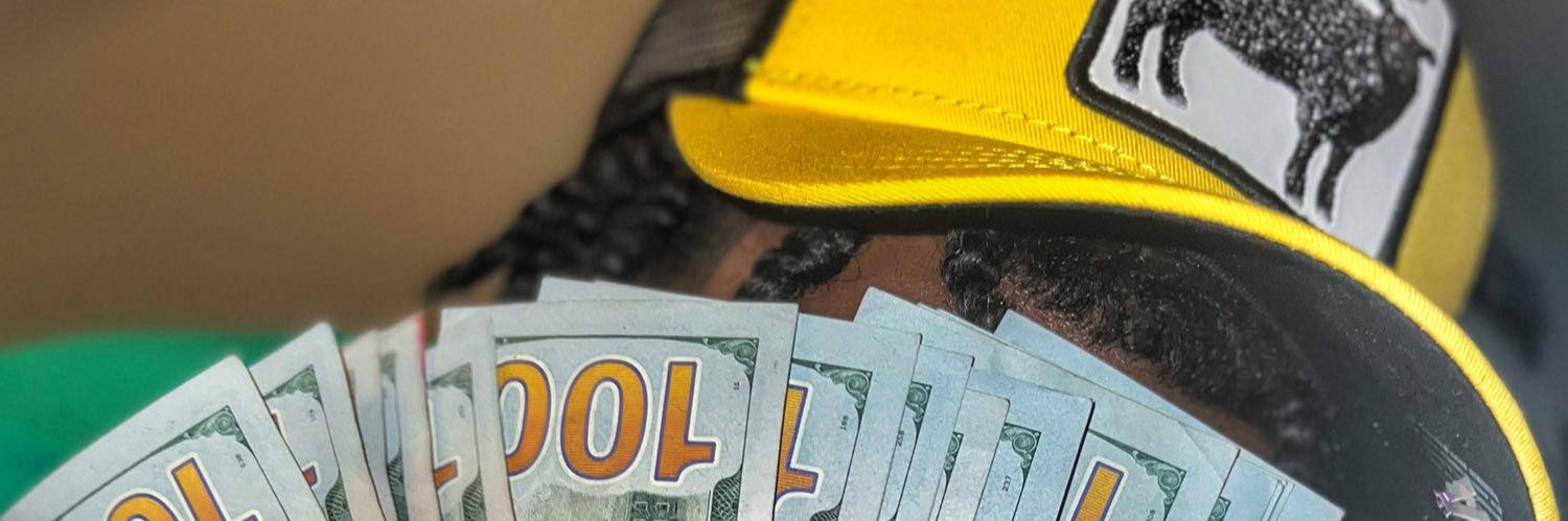 WhyisHeRich's profile banner image
