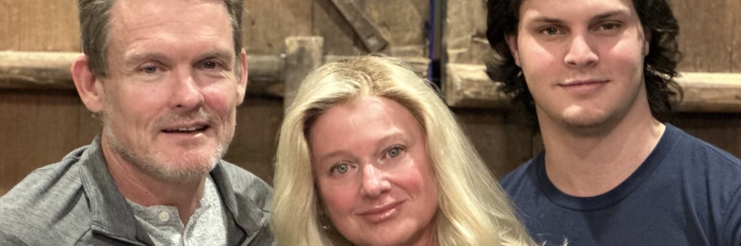 MartieGay's profile banner image