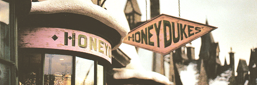 lanadeatheater's profile banner image