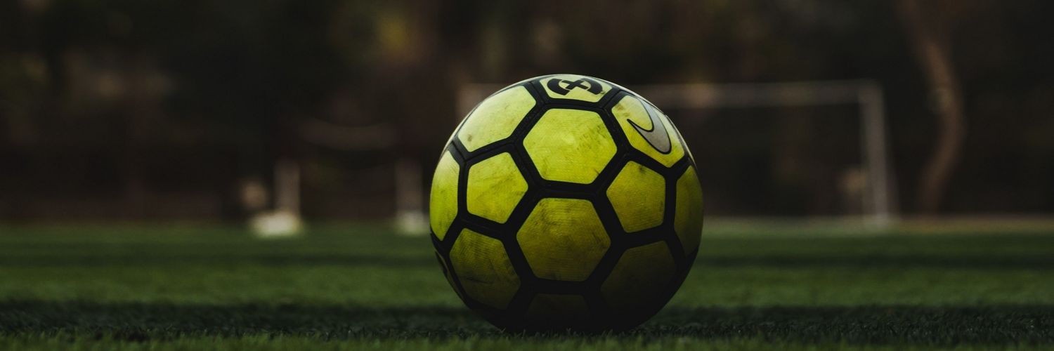 MontaniaVeron's profile banner image