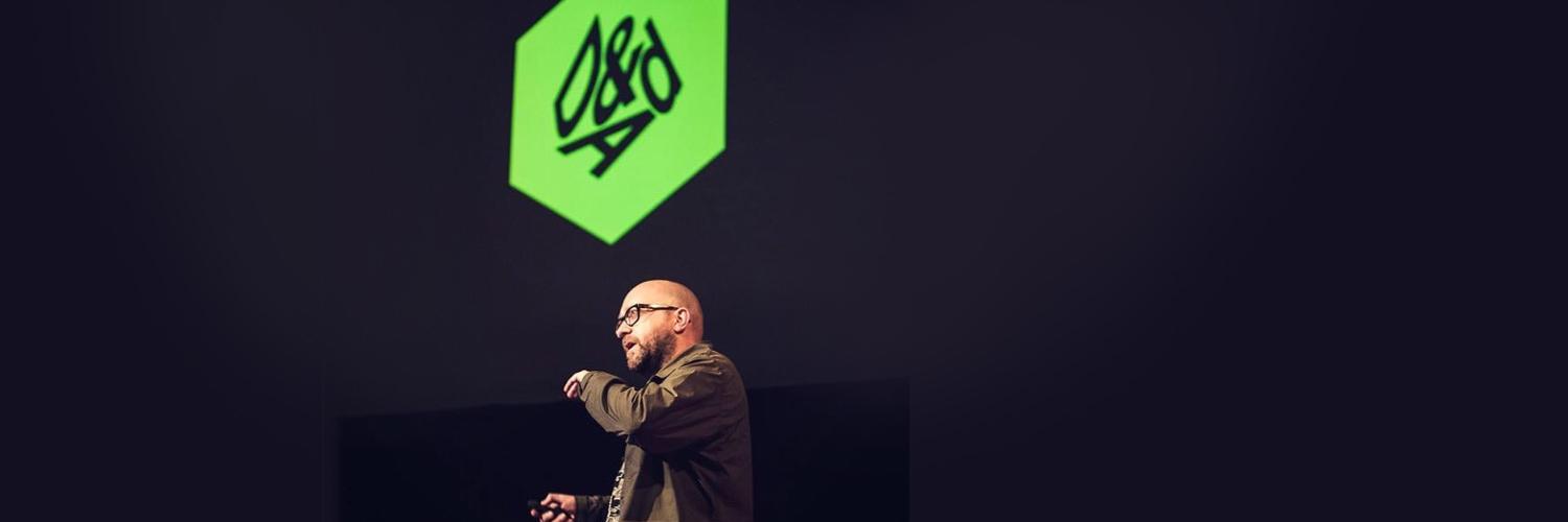 mb_tweets's profile banner image