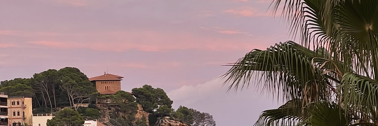 m banner