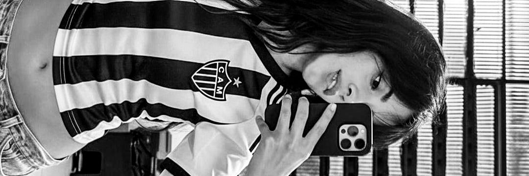 izzybellsz's profile banner image