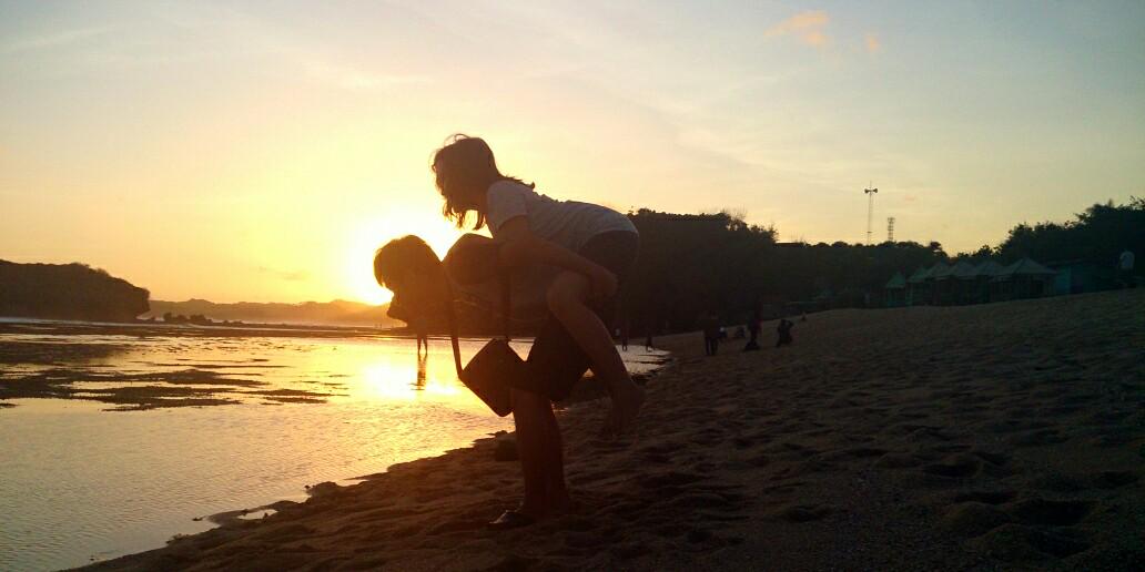 Her_nanda's profile banner image