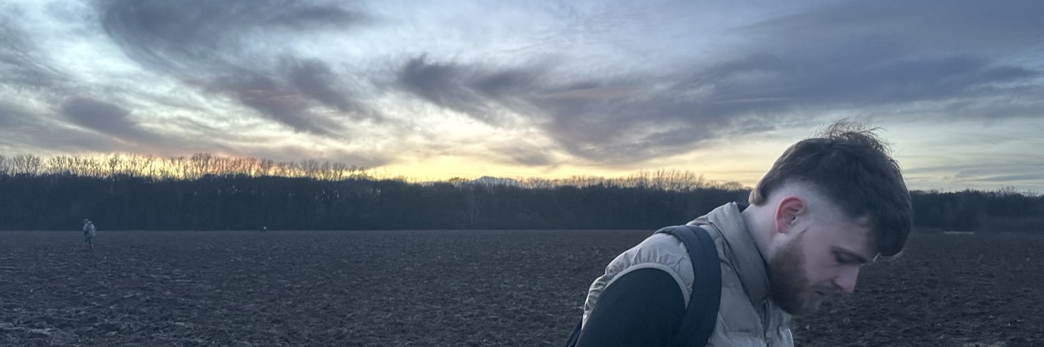 eiramgln's profile banner image