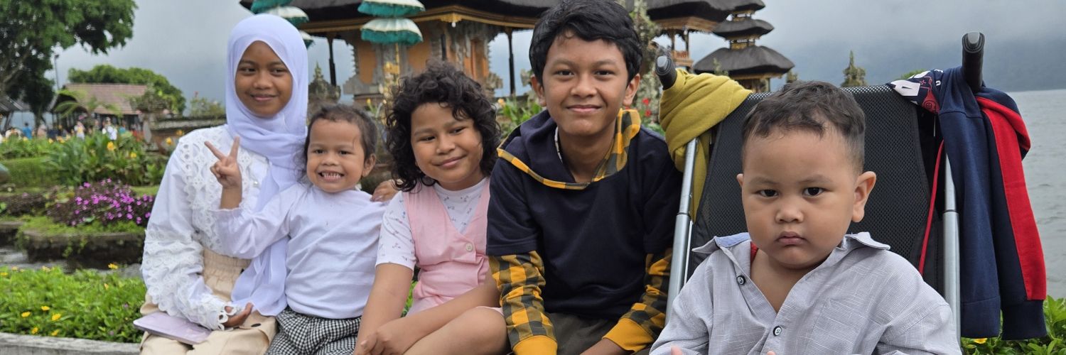 lina_jaynuddin's profile banner image