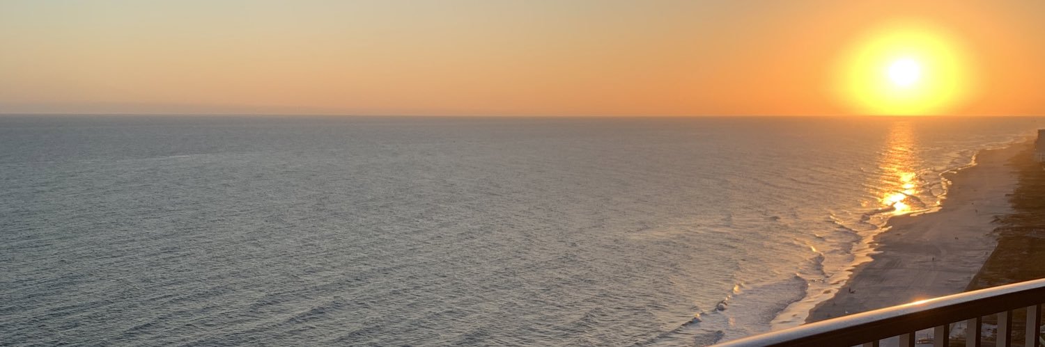 lheglas's profile banner image