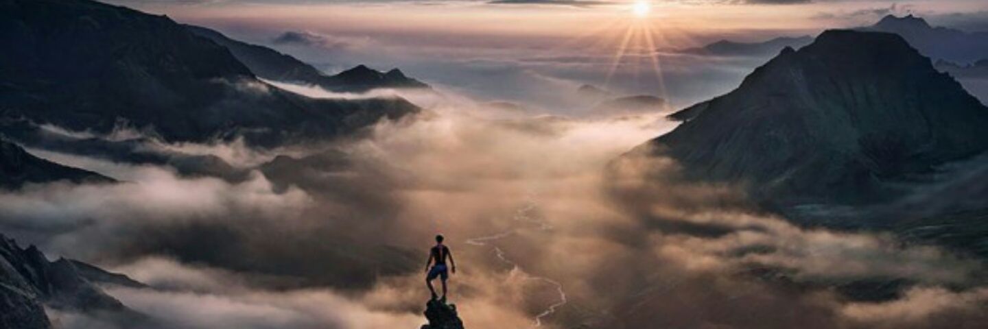 SNEMEVRENBATUR's profile banner image