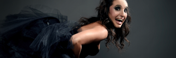 IsabelleVitari Profile Banner