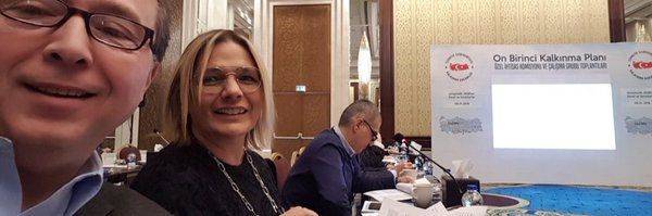 yesimsevig Profile Banner