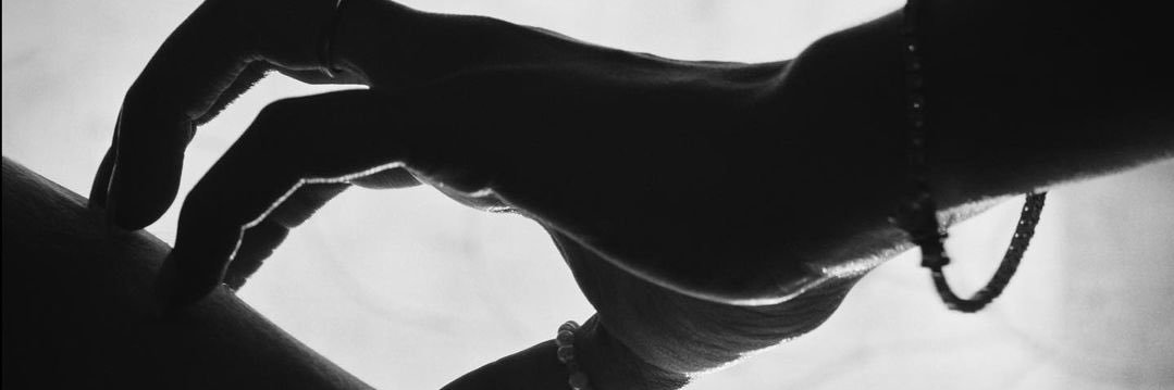 alybeth99's profile banner image