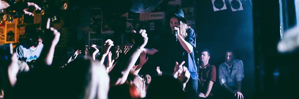 Amplifier Capitol banner