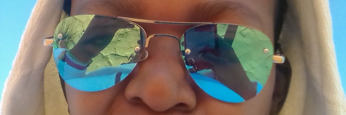 molebzrocks's profile banner image